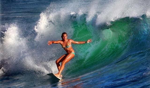 surfing-girl